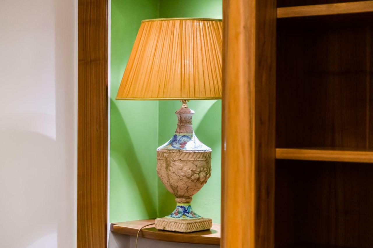 Pantheon Antique Suite Рим Екстер'єр фото